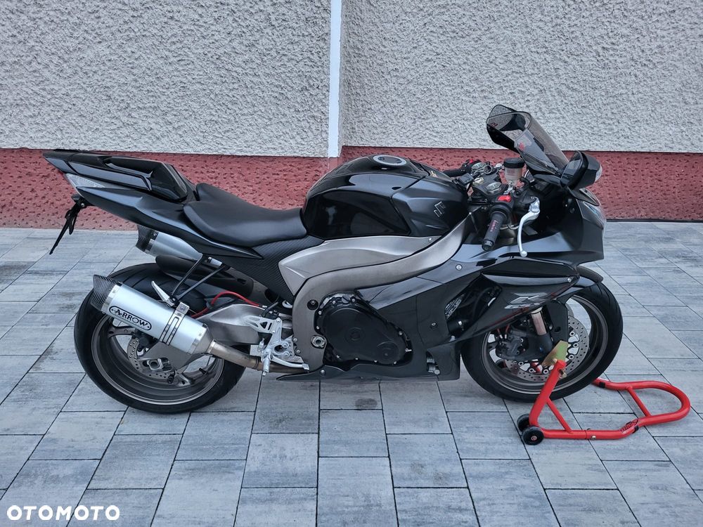 Suzuki GSX 1000 - 8