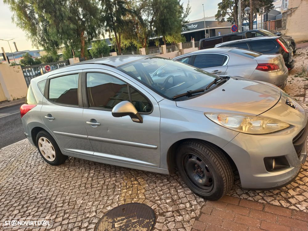 Peugeot 207 SW - 8