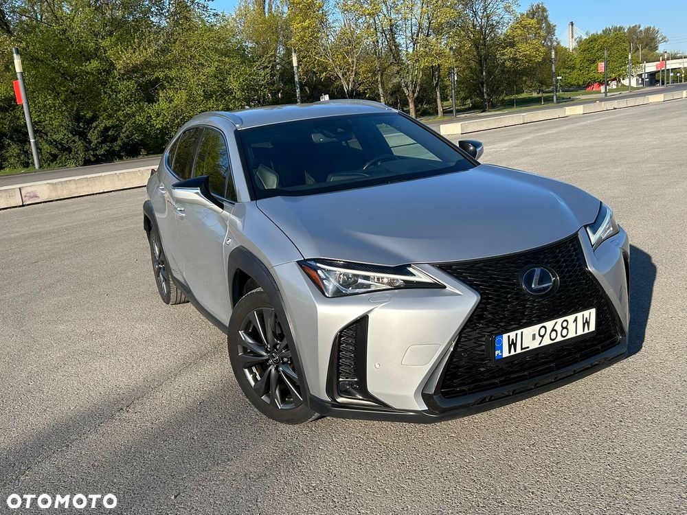 Lexus UX 250h F SPORT - 1