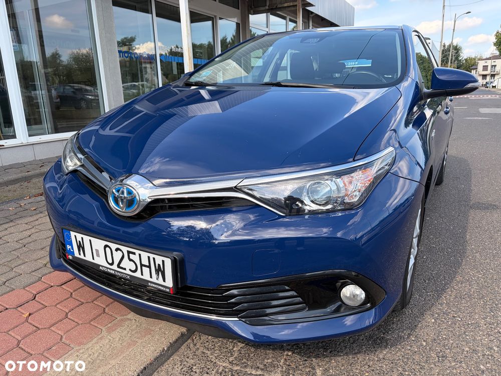 Toyota Auris - 4