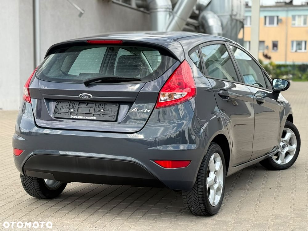 Ford Fiesta 1.25 Champions Edition - 9