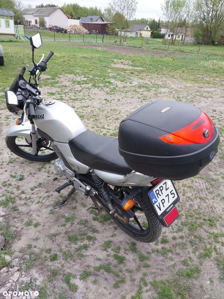 Yamaha YBR - 4