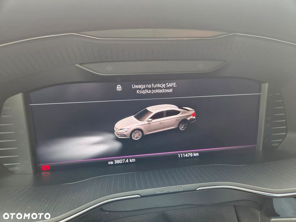 Skoda Superb 2.0 TSI 4x4 L&K DSG - 2
