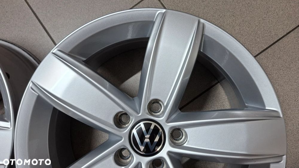 Felgi Aluminiowe 17 VW Passat B8 5x112 ET 41 Corvara - 10