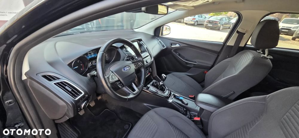 Ford Focus 1.5 TDCi DPF Start-Stopp-System Titanium - 32