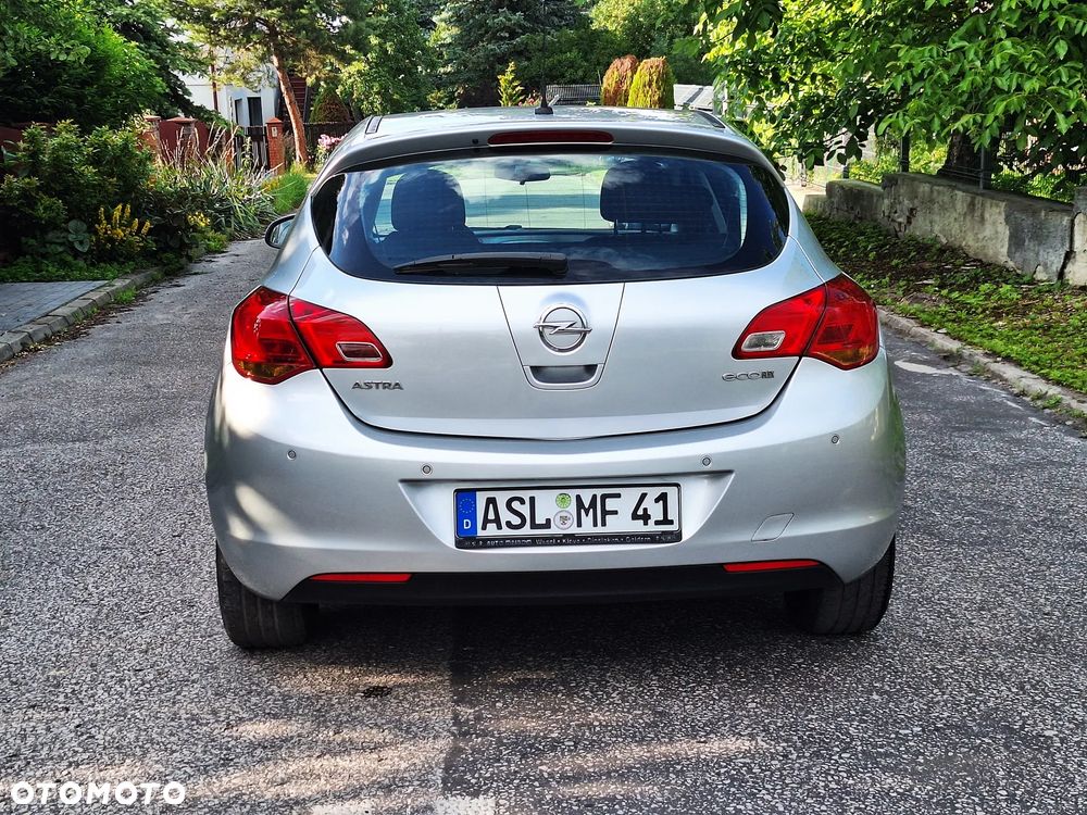 Opel Astra 1.4 Selection - 18