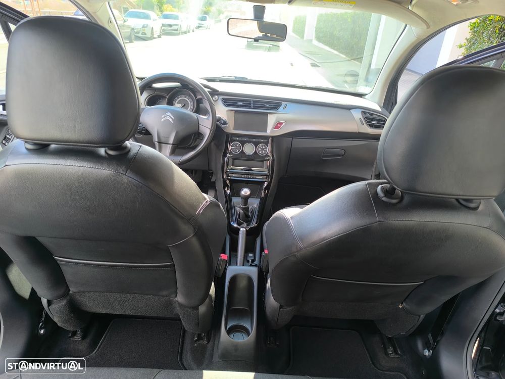 Citroën C3 1.2 PureTech Shine - 18