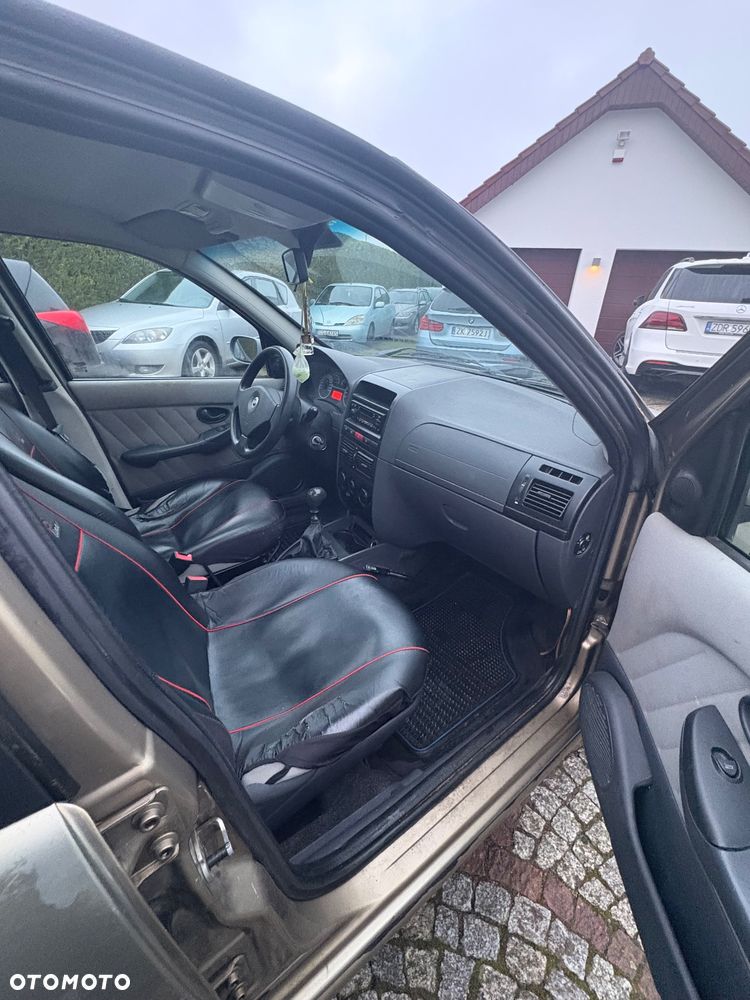 Fiat Albea 1.4 Fresh - 14