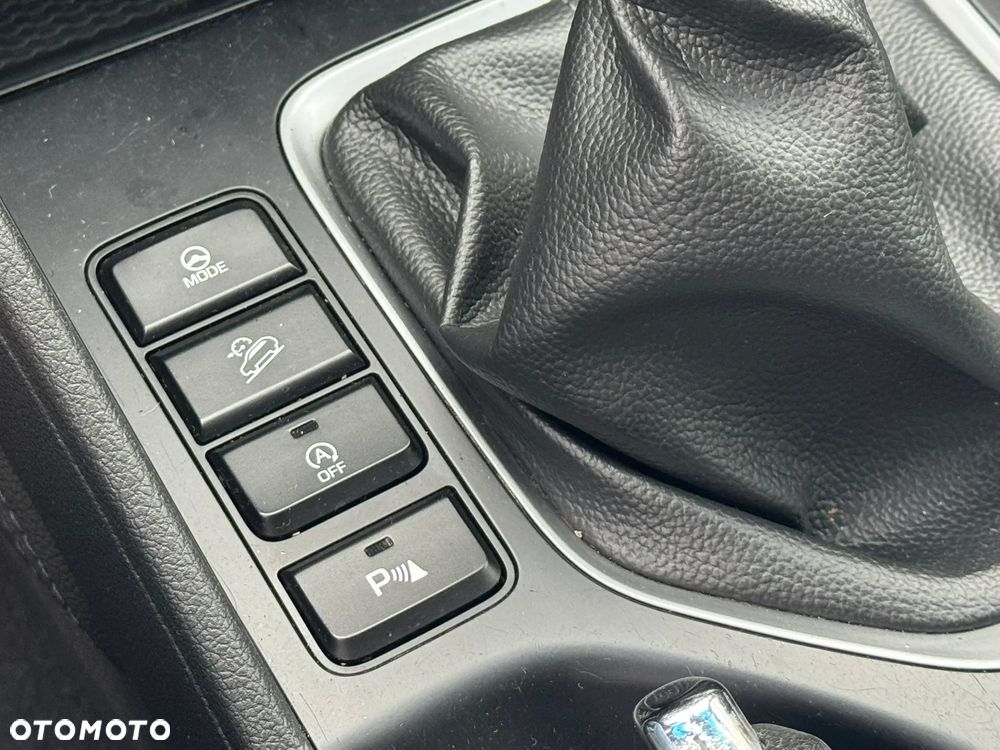 Hyundai Tucson blue 1.7 CRDi 2WD Advantage - 34