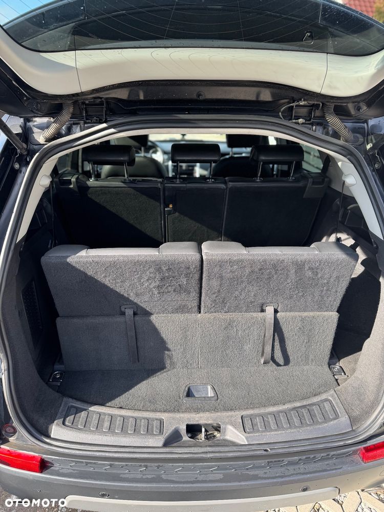 Land Rover Discovery Sport 2.0 TD4 HSE - 13