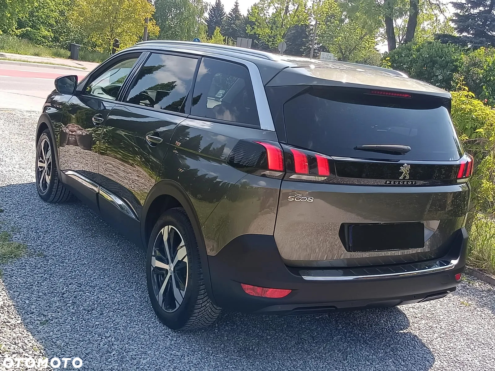 Peugeot 5008 - 10