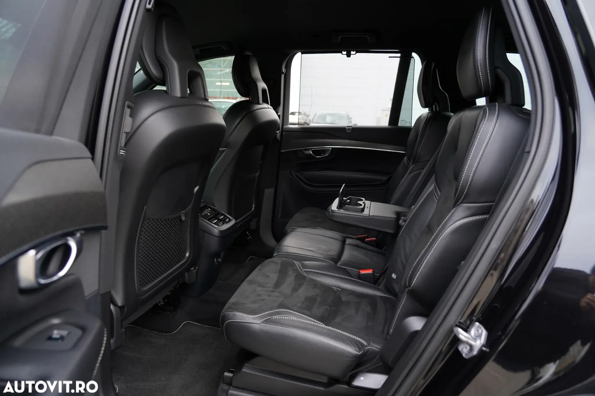 Volvo XC 90 - 10