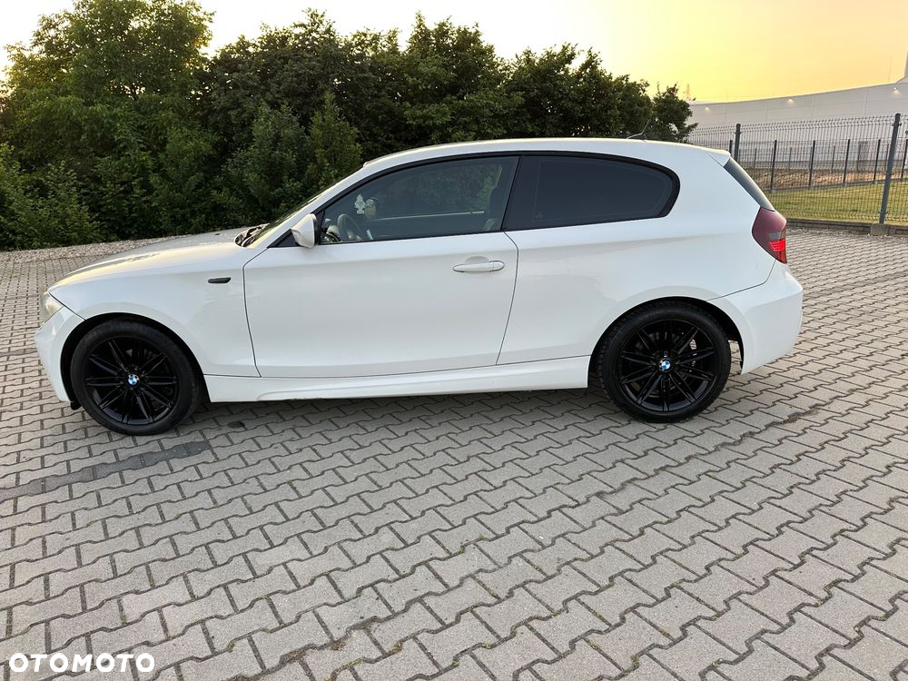 BMW Seria 1 118d Sport Line - 4