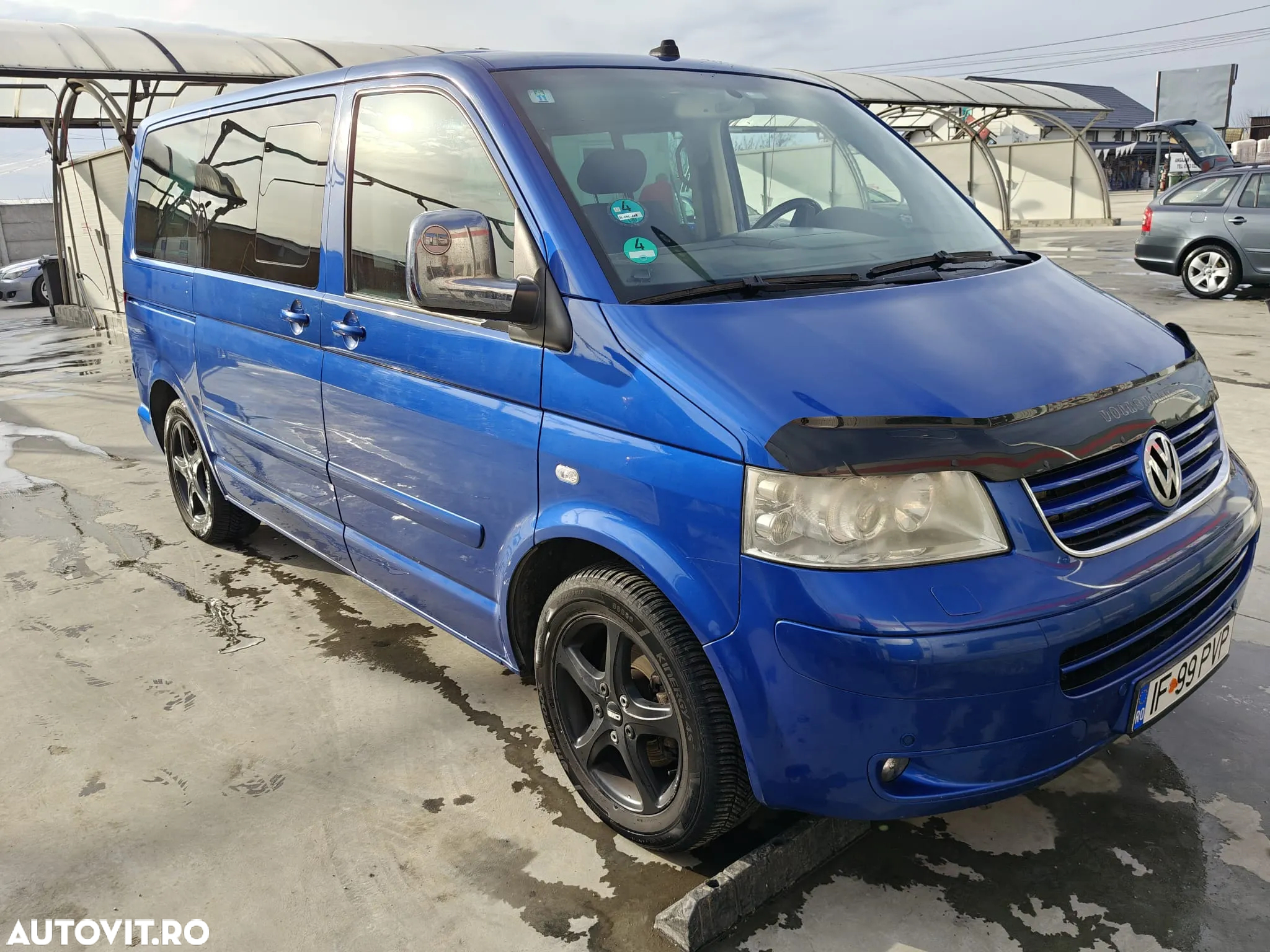 Volkswagen Multivan - 18