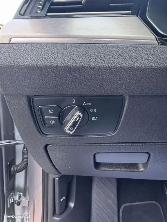 VW Passat Variant 2.0 TDI R-Line DSG - 12