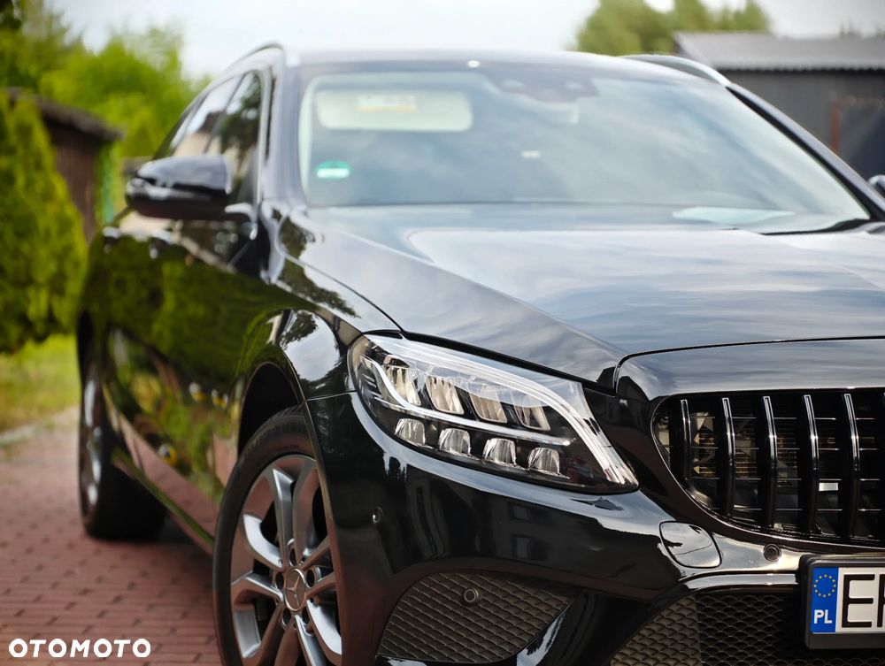 Mercedes-Benz Klasa C 220 d 9G-TRONIC - 20