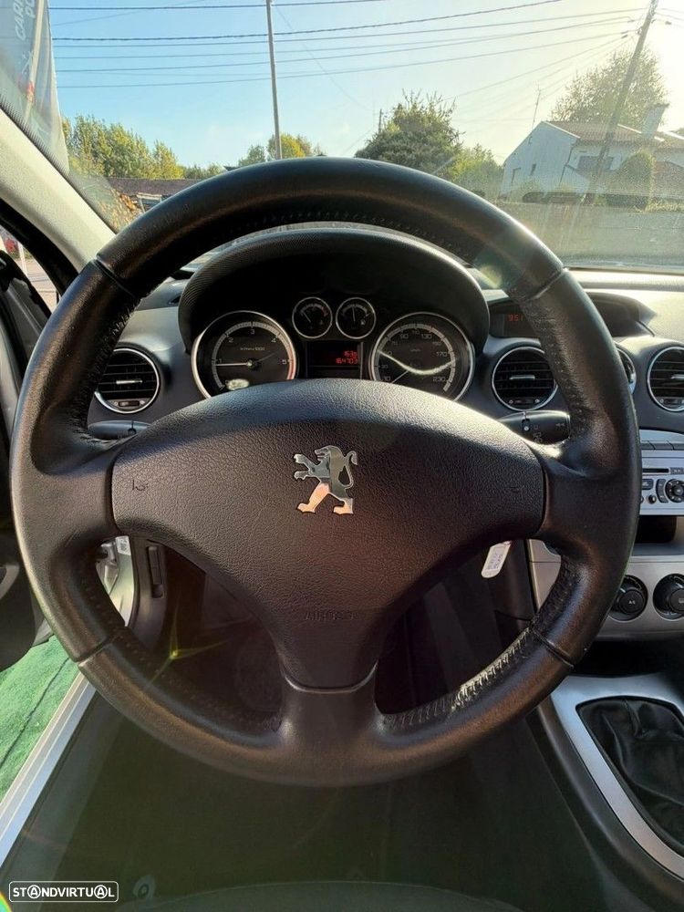 Peugeot 308 1.6 HDi Premium - 19