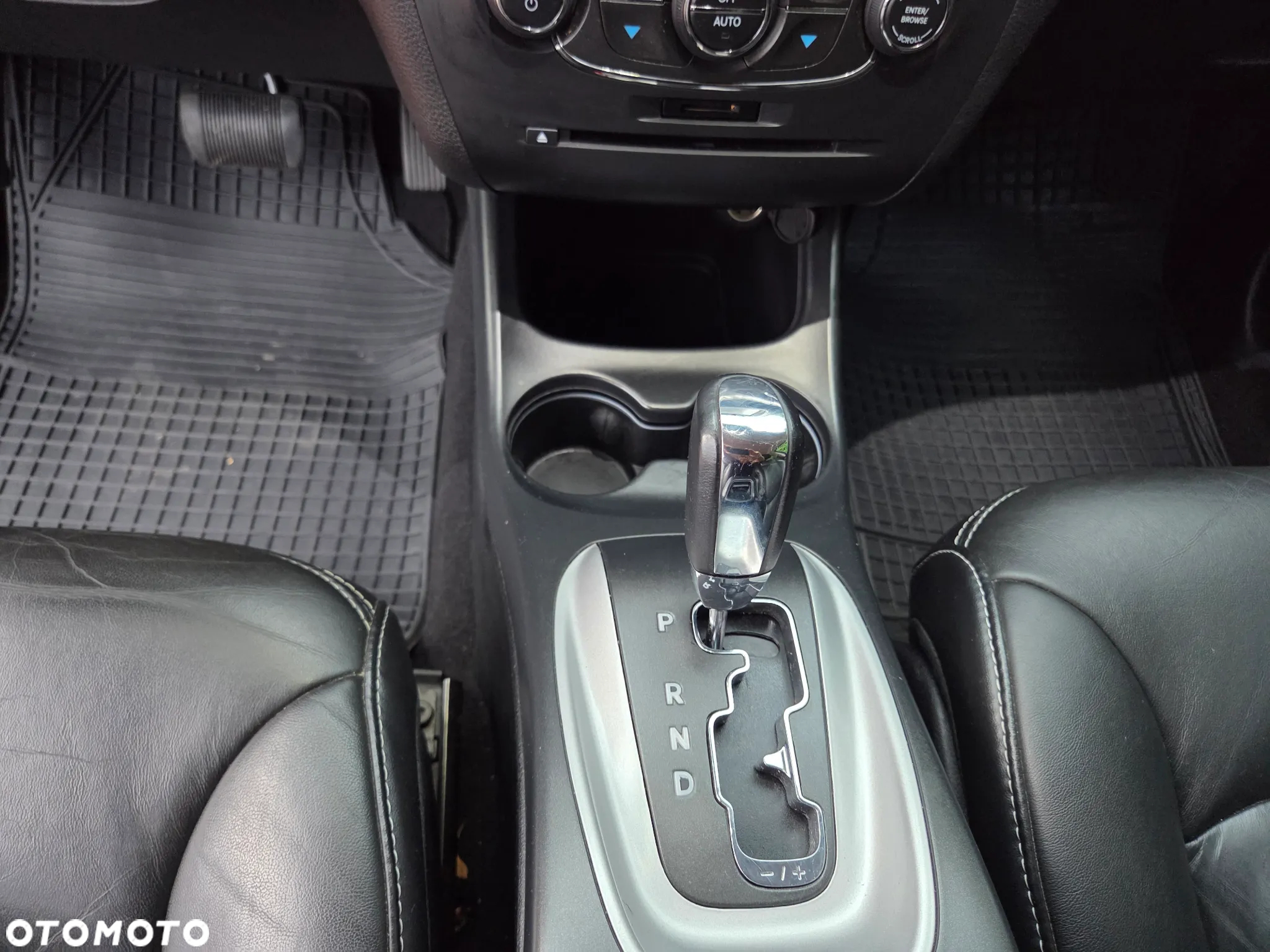 Fiat Freemont 2.0 Multijet 16V DPF Automatik Allrad Lounge - 14