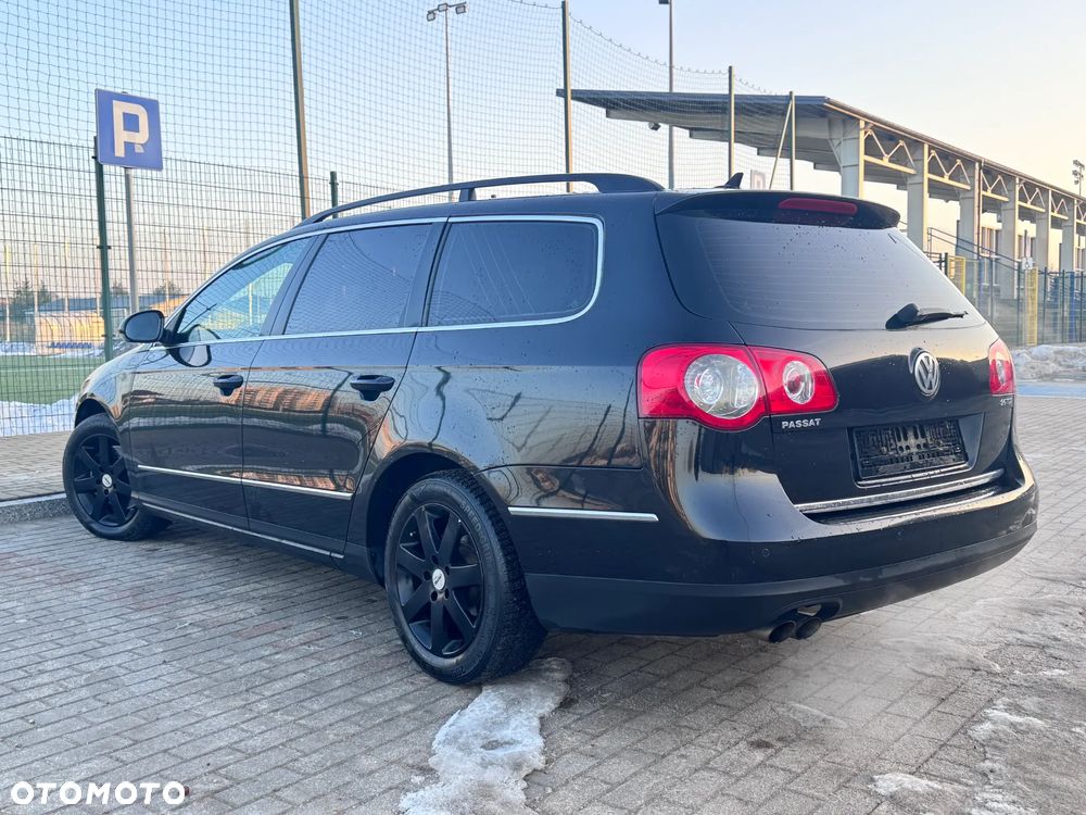 Volkswagen Passat - 4