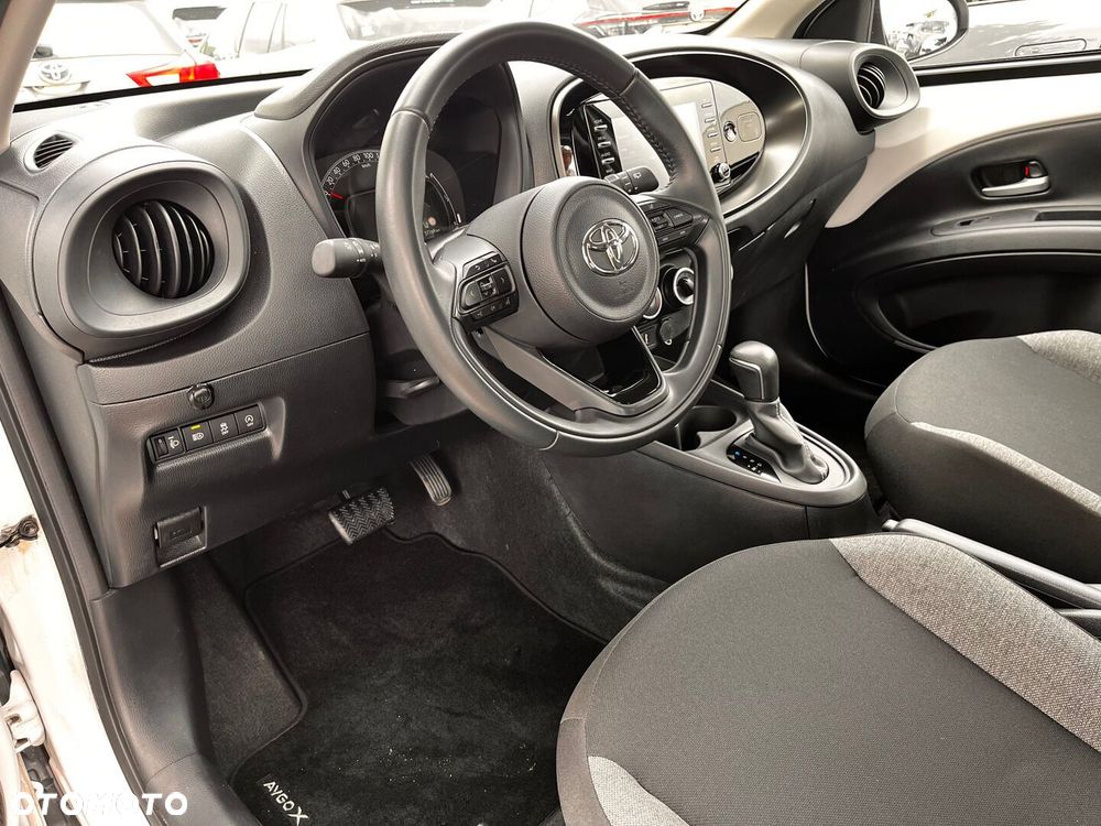 Toyota Aygo X 1.0 VVT-i Comfort CVT - 3