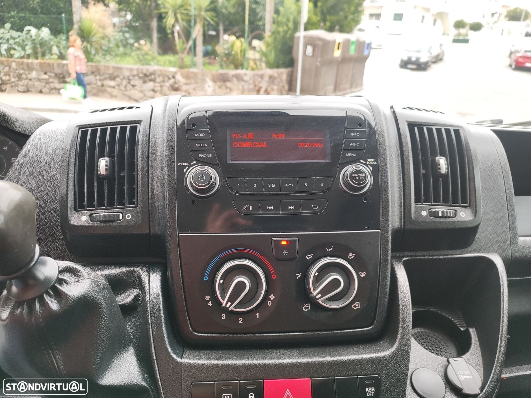 Peugeot Boxer 2.2 BlueHDi 333 L2H2 Pro - 13