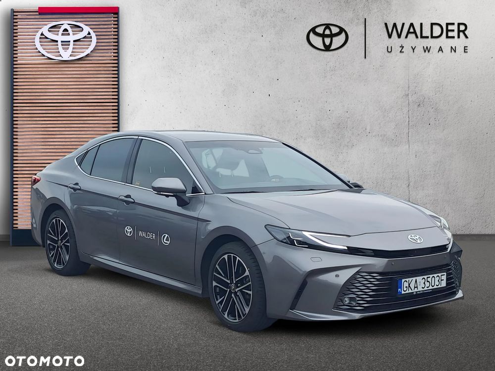 Toyota Camry 2.5 Hybrid Executive CVT - 1