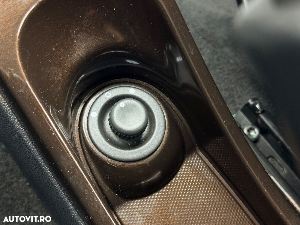 Dacia Duster 1.6 16V 4x2 Essentiel - 23