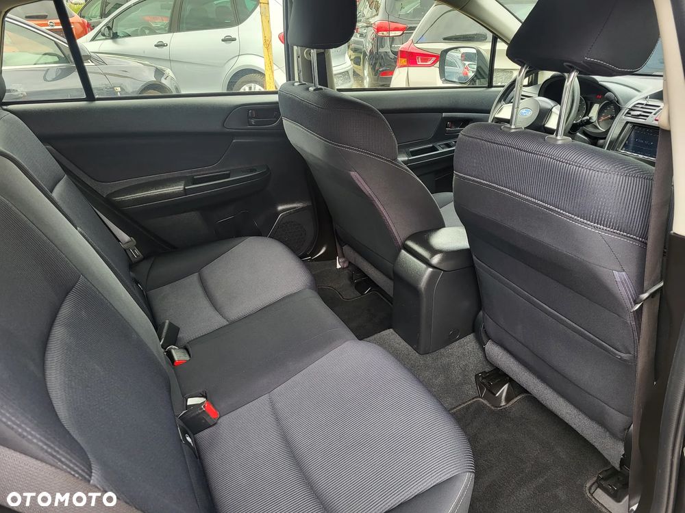 Subaru XV 2.0i Lineartronic Active - 24