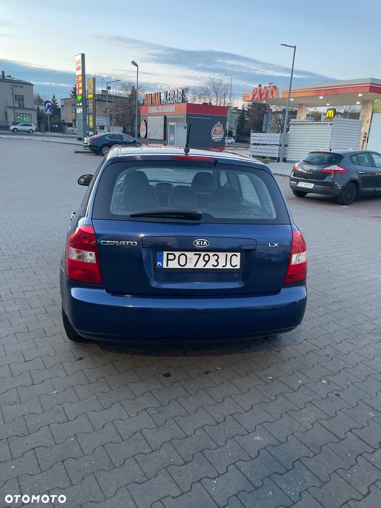 Kia Cerato 1.6 LX - 7