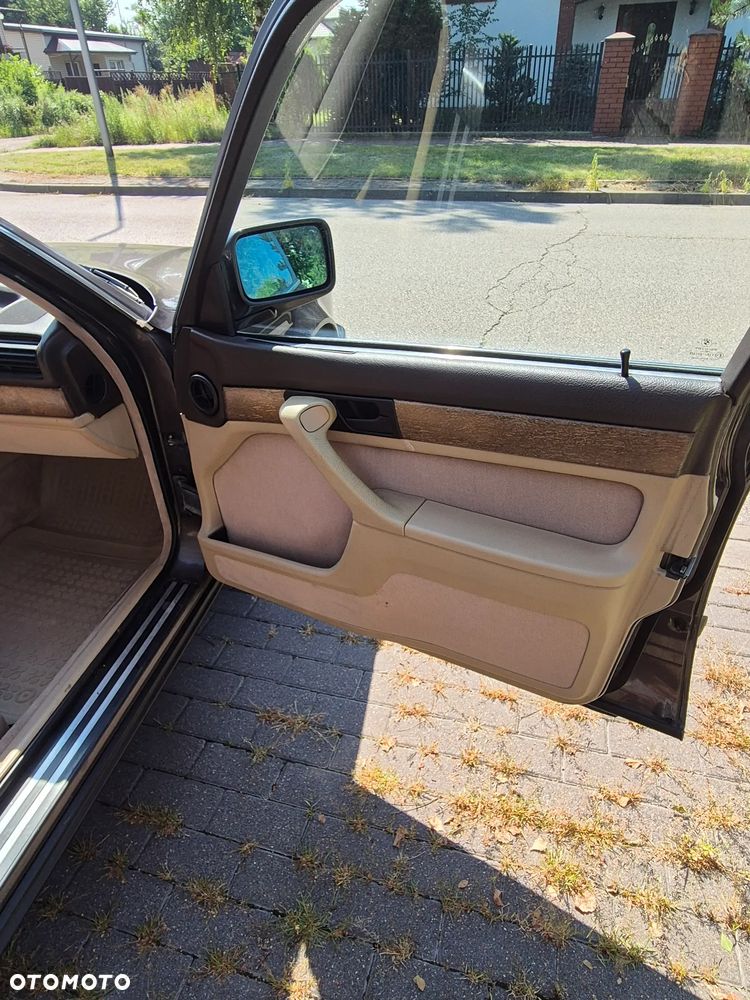 BMW Seria 7 730i - 9