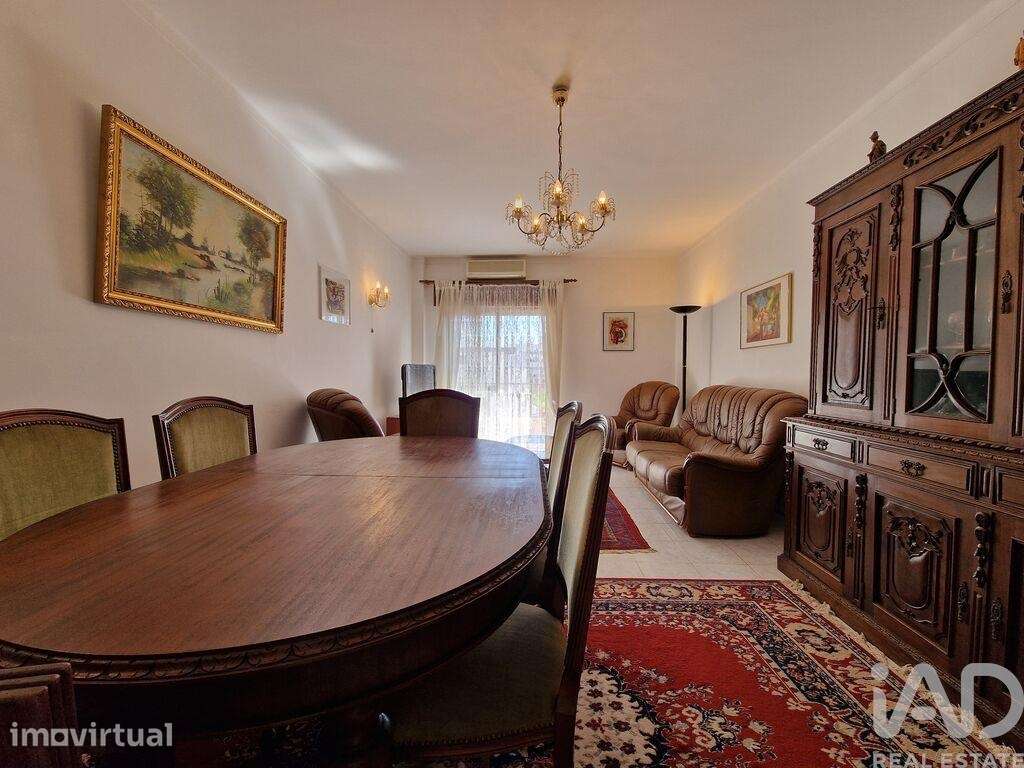 Apartamento T3 em Quelfes de 100 m2 - Grande imagem: 4/33
