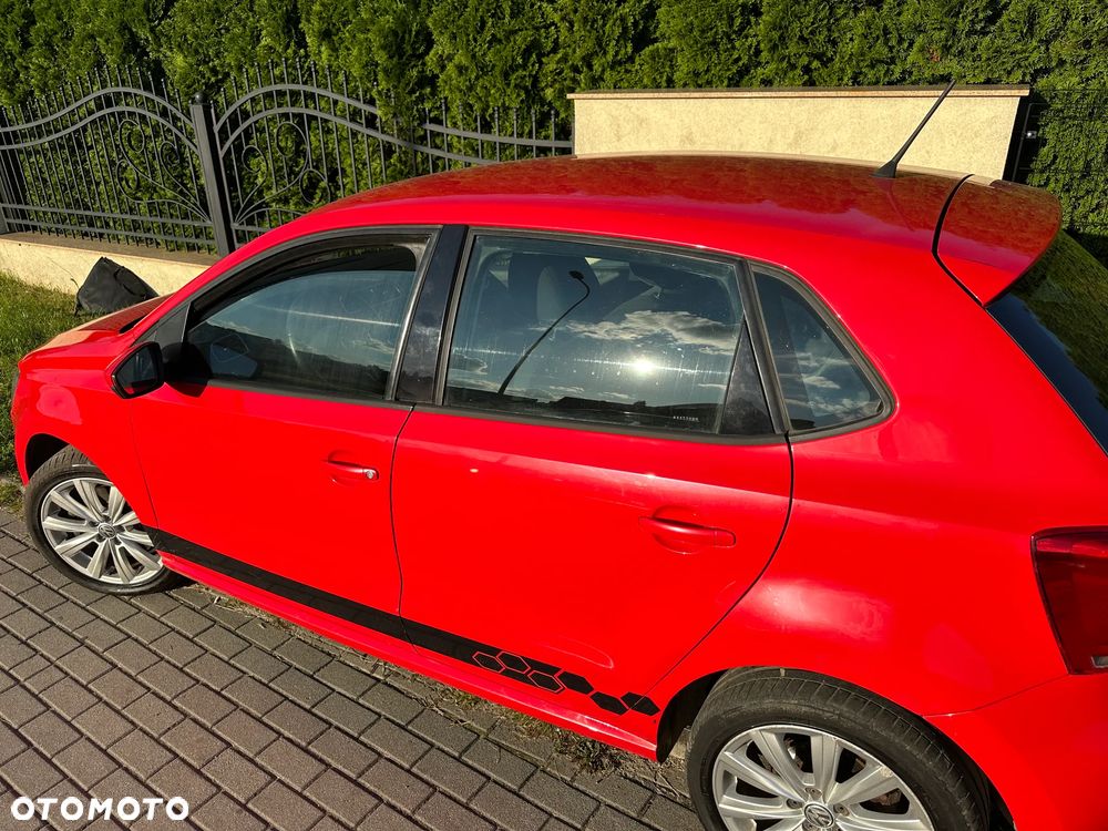 Volkswagen Polo 1.6 TDI Blue Motion Technology Comfortline - 11