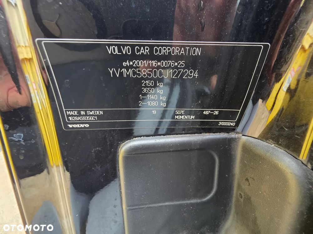 Volvo C70 D3 Momentum - 9