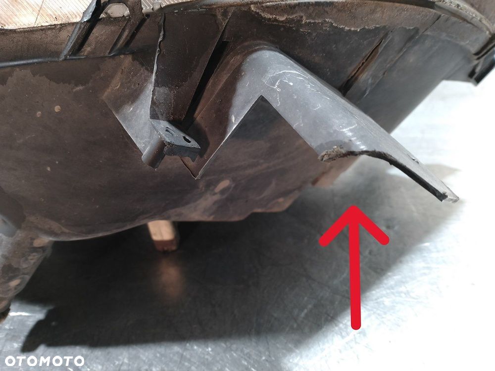 LAMPY PRZÓD KOMPLET CITROEN XSARA PICASSO 9649557480   9649557380  89310170 - 5