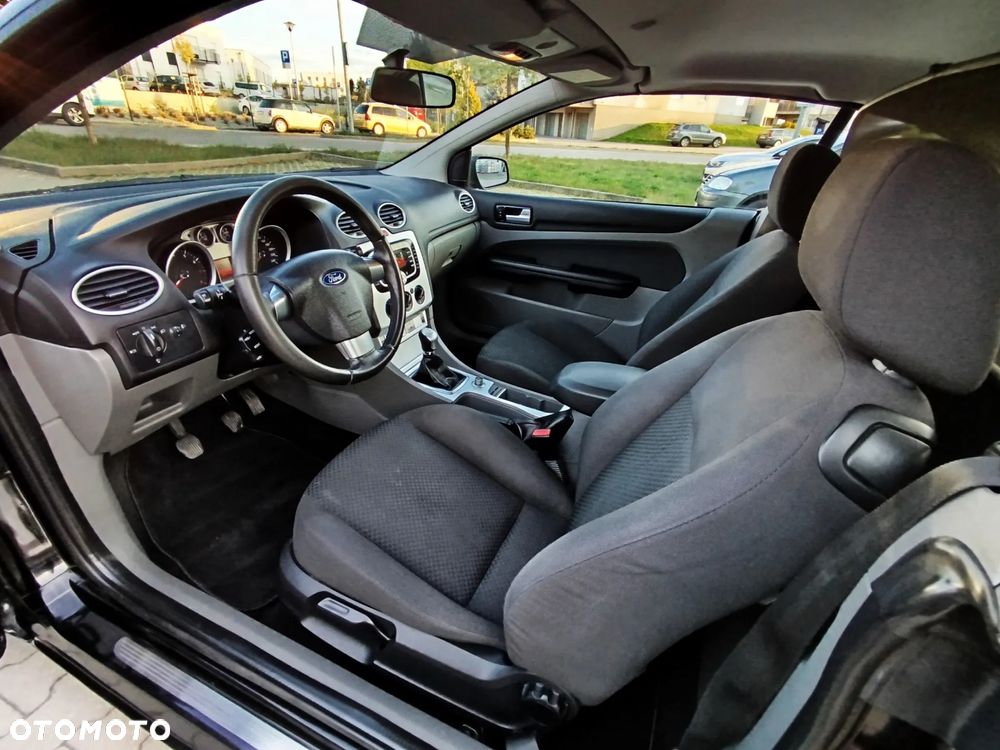 Ford Focus 2.0 16V Sport - 2