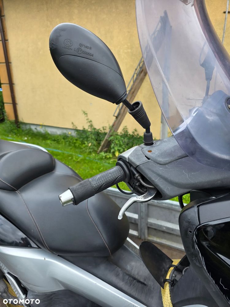 Yamaha X-max - 3