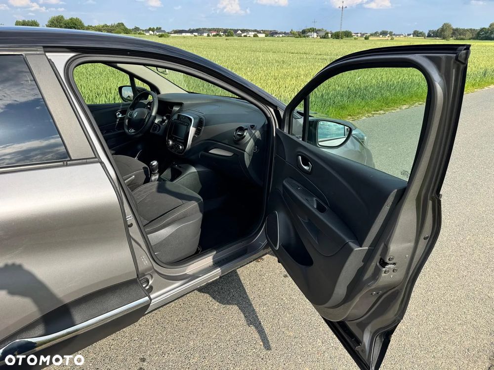 Renault Captur - 16