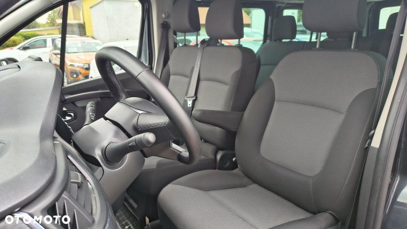 Renault Trafic - 12