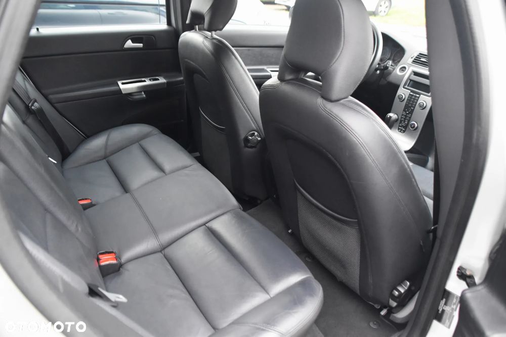 Volvo V50 T5 AWD Summum - 11