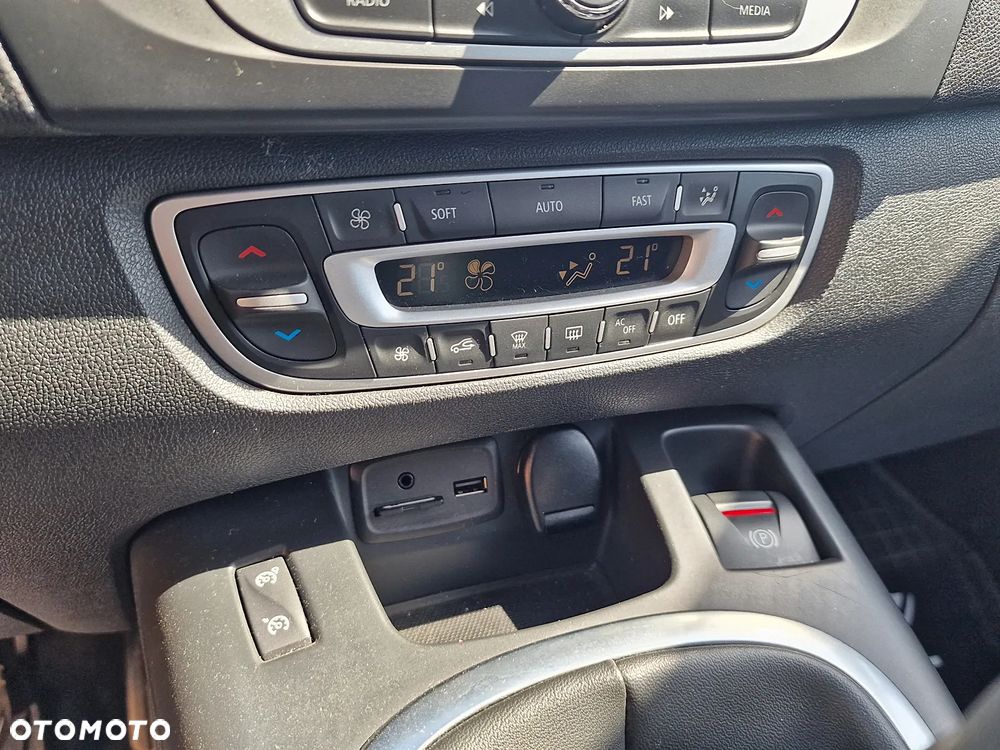 Renault Scenic 1.2 TCe Energy Intens - 19