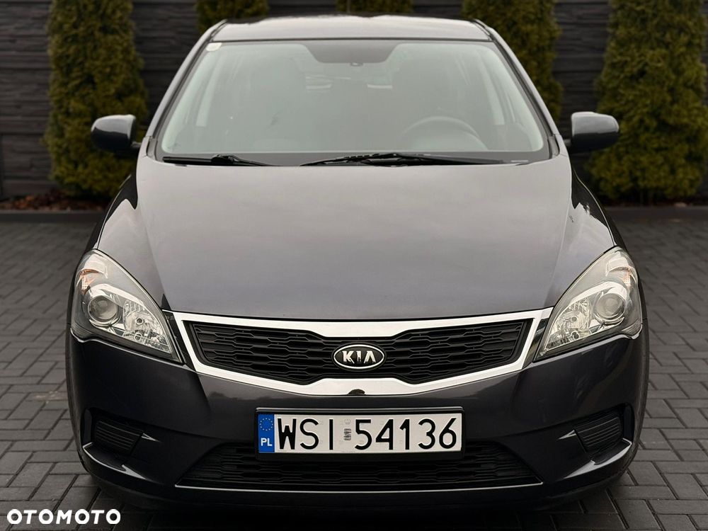 Kia Ceed 1.4 CVVT Attract - 3
