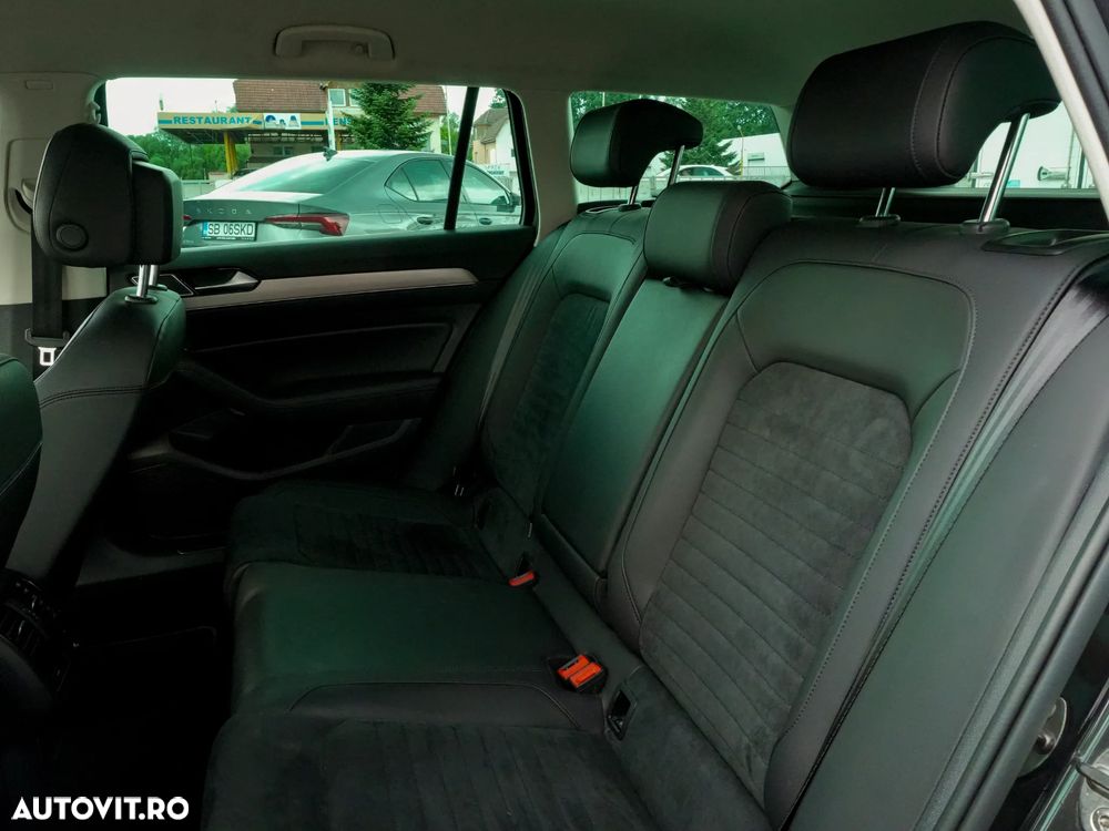 Volkswagen Passat 2.0 TDI DSG 4Motion Highline - 17