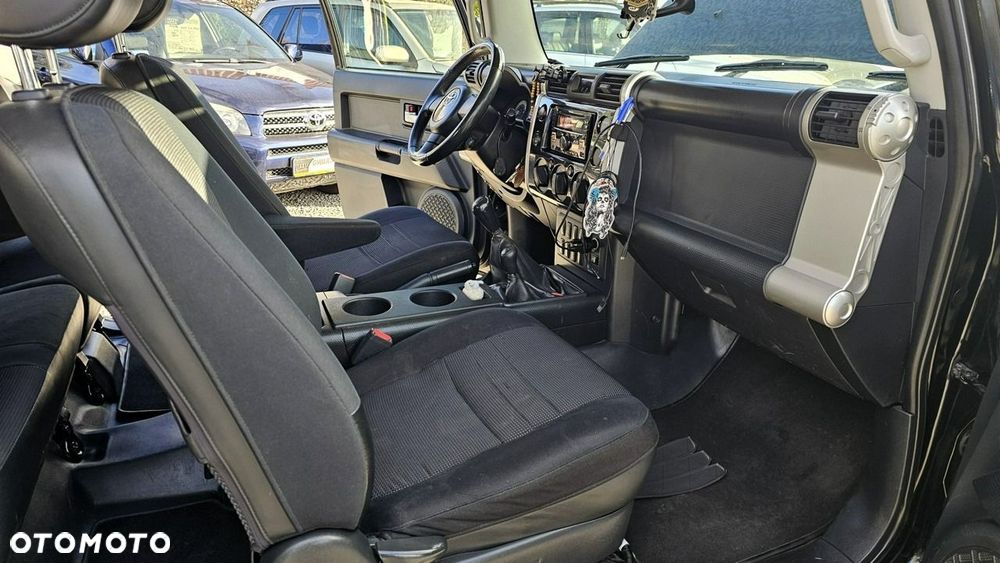 Toyota FJ - 28