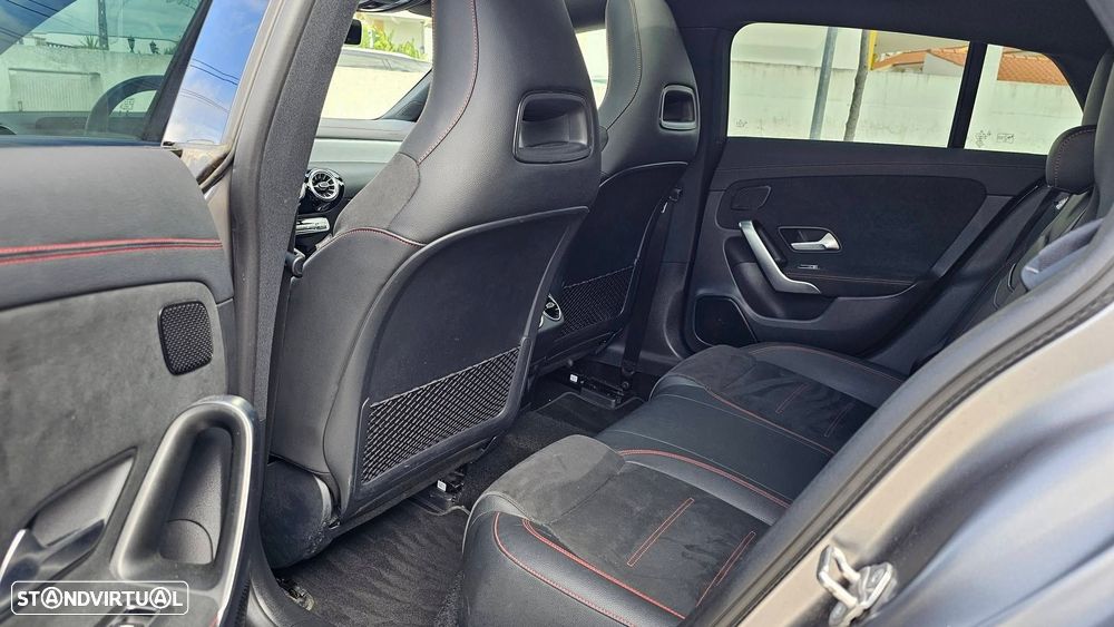 Mercedes-Benz CLA 250 — fotografia 9