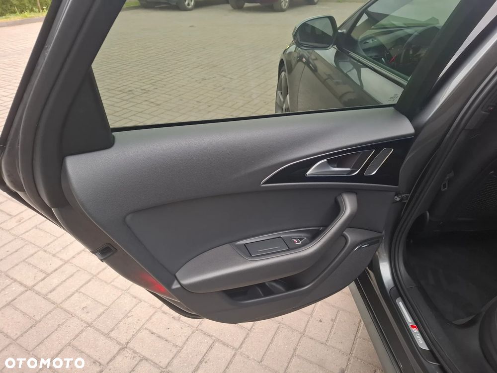 Audi A6 Avant 3.0 TDI DPF quattro tiptronic sport selection - 13