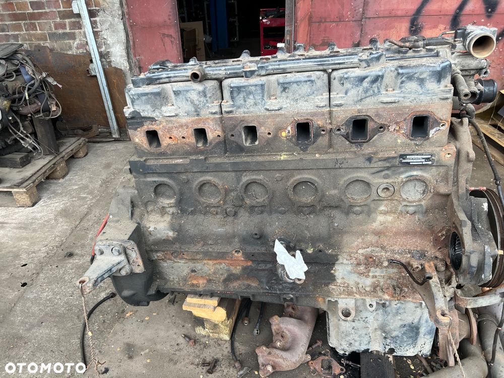 Słup silnika man l2000 272km D0826 LFL03 - 1