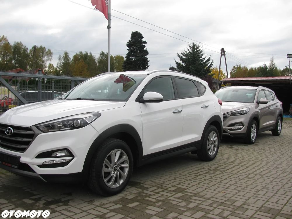 Hyundai Tucson 1.6 GDI BlueDrive Style 2WD - 32