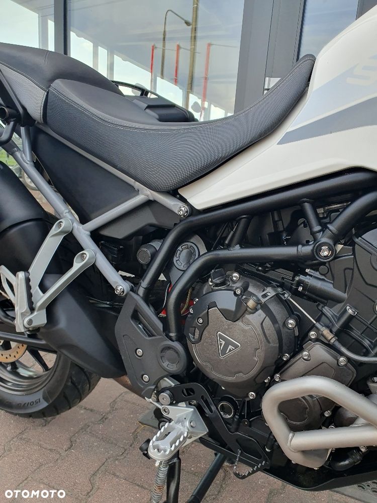 Triumph Tiger - 8