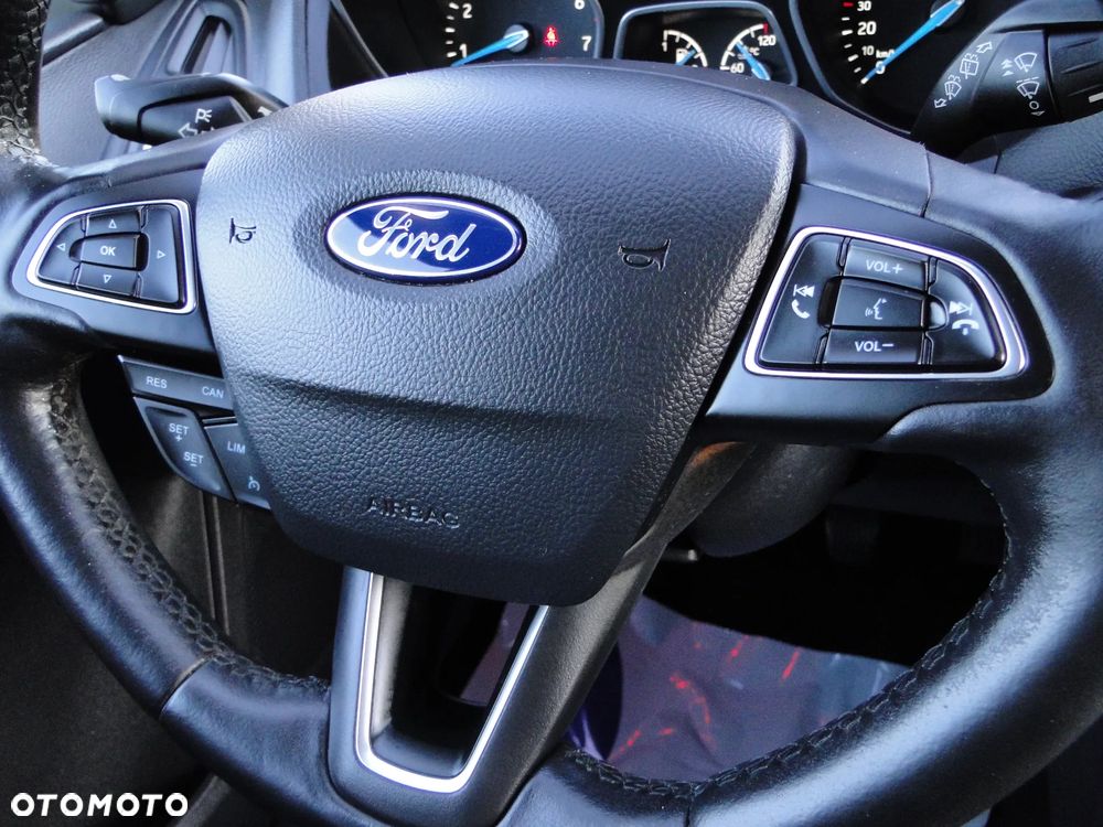 Ford Focus 1.0 EcoBoost STart-Stopp-System TITANIUM X - 30