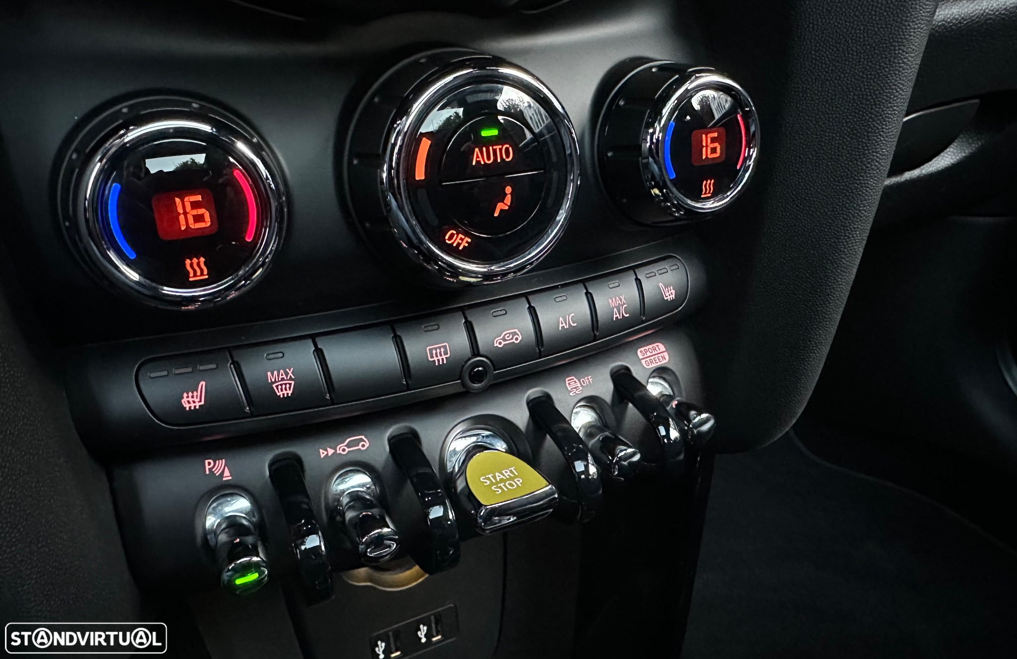 MINI 3 Portas Cooper SE - 52